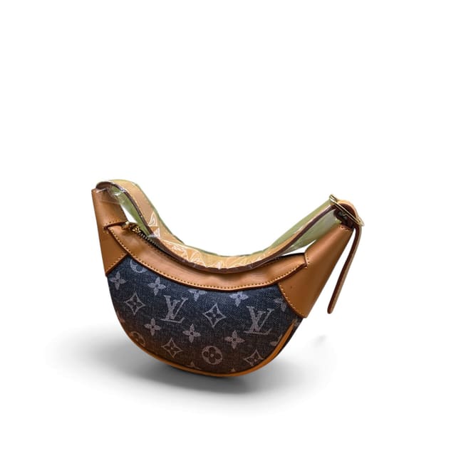 Louis Vuitton Croissant hobo torbica